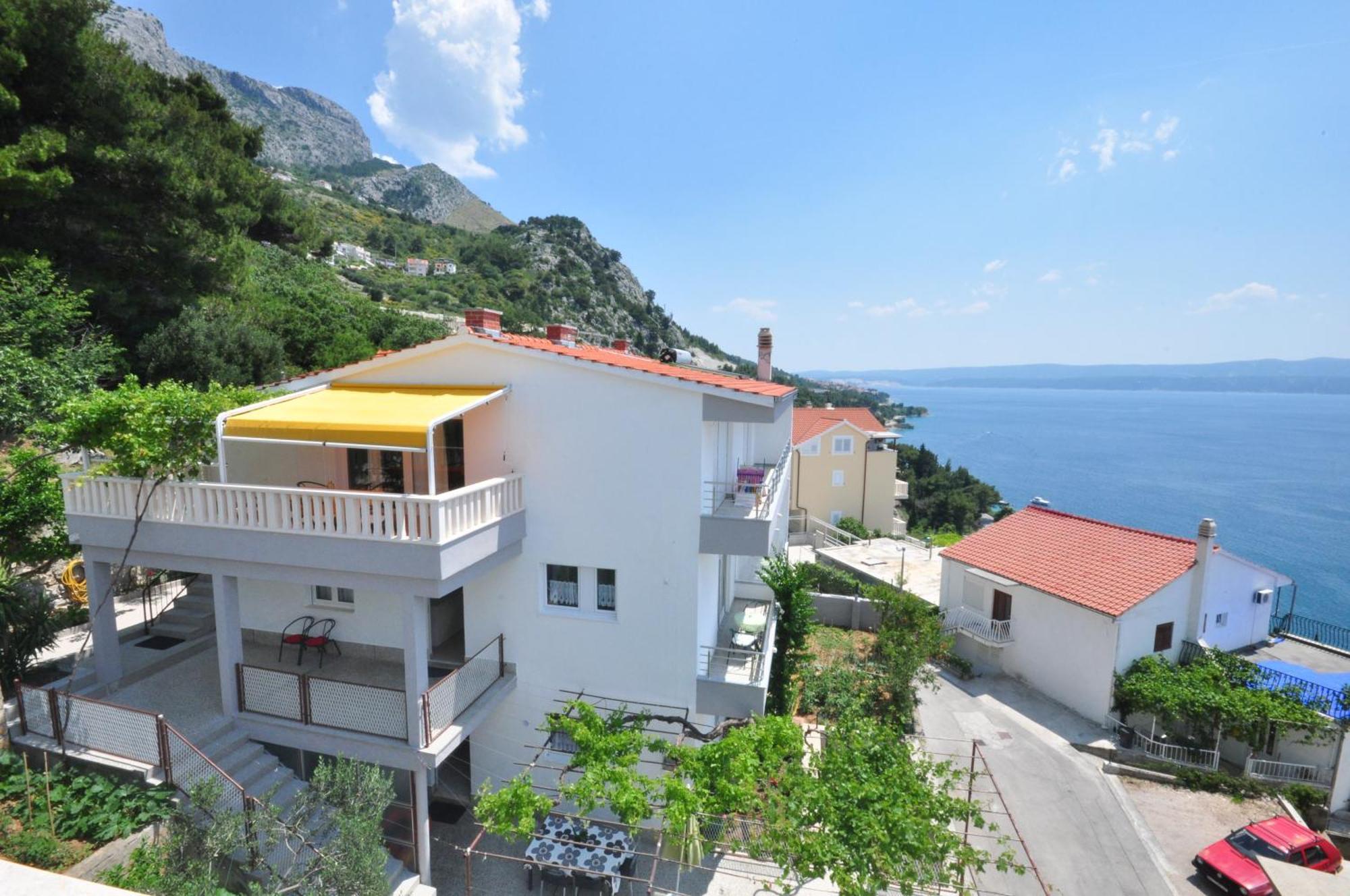 Apartments Zorka Leko Omis Bagian luar foto